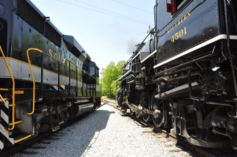 4501 diesel 2594 768x510