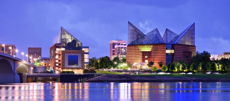 aquarium large 768x339